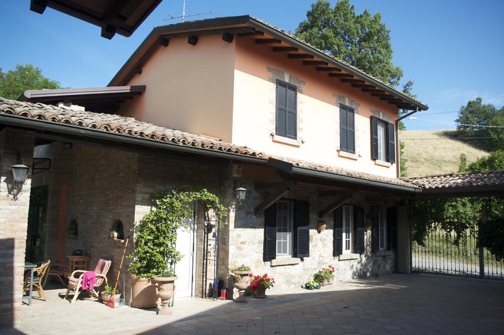 B&B Villa Rossana Langhirano Bagian luar foto
