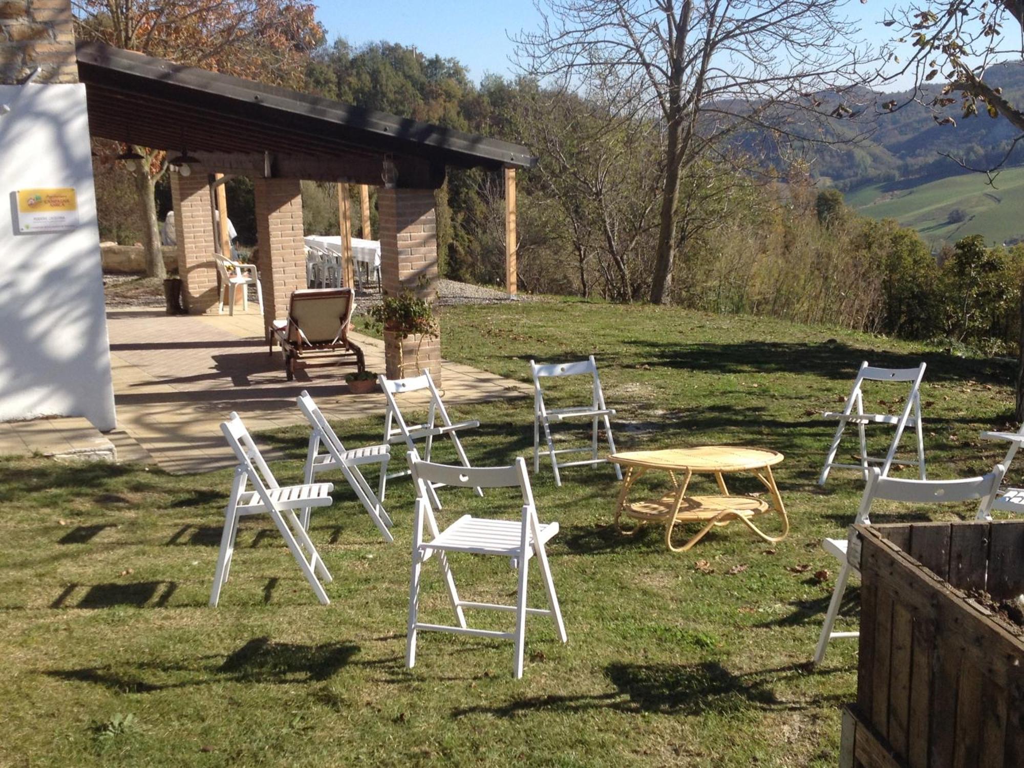 B&B Villa Rossana Langhirano Bagian luar foto